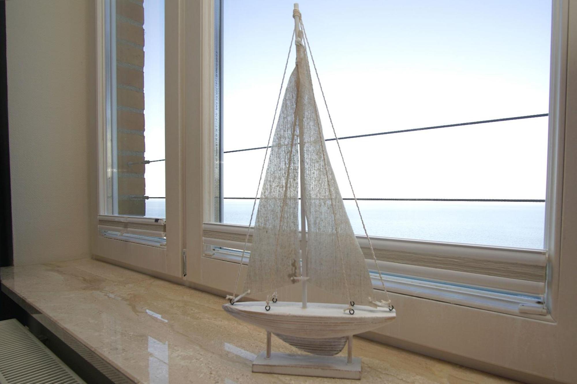 Ferienwohnung Mit Traumhaftem Meerblick - Haus Am Meer Fewo 02 Lohme Dış mekan fotoğraf